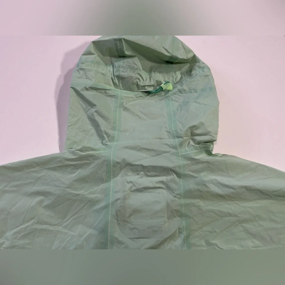 Size S Small Nike ACG 